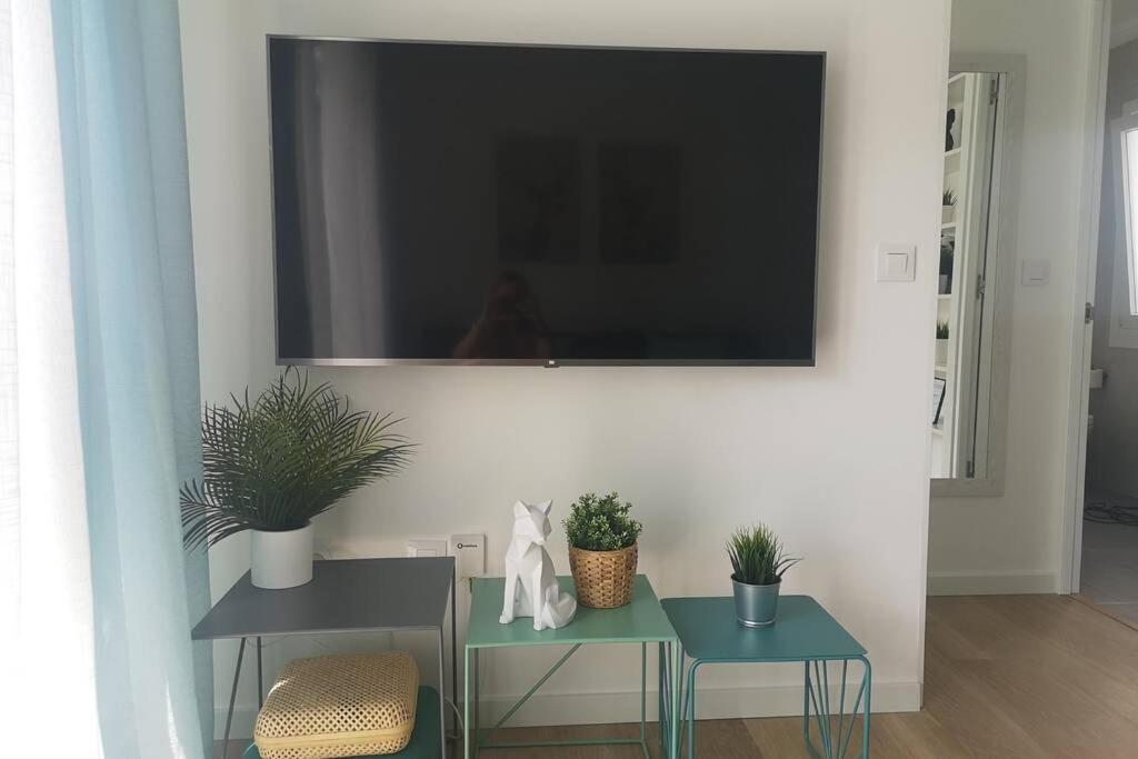 Piso Moderno Con Garaje En El Centro De Vigo Apartment ภายนอก รูปภาพ
