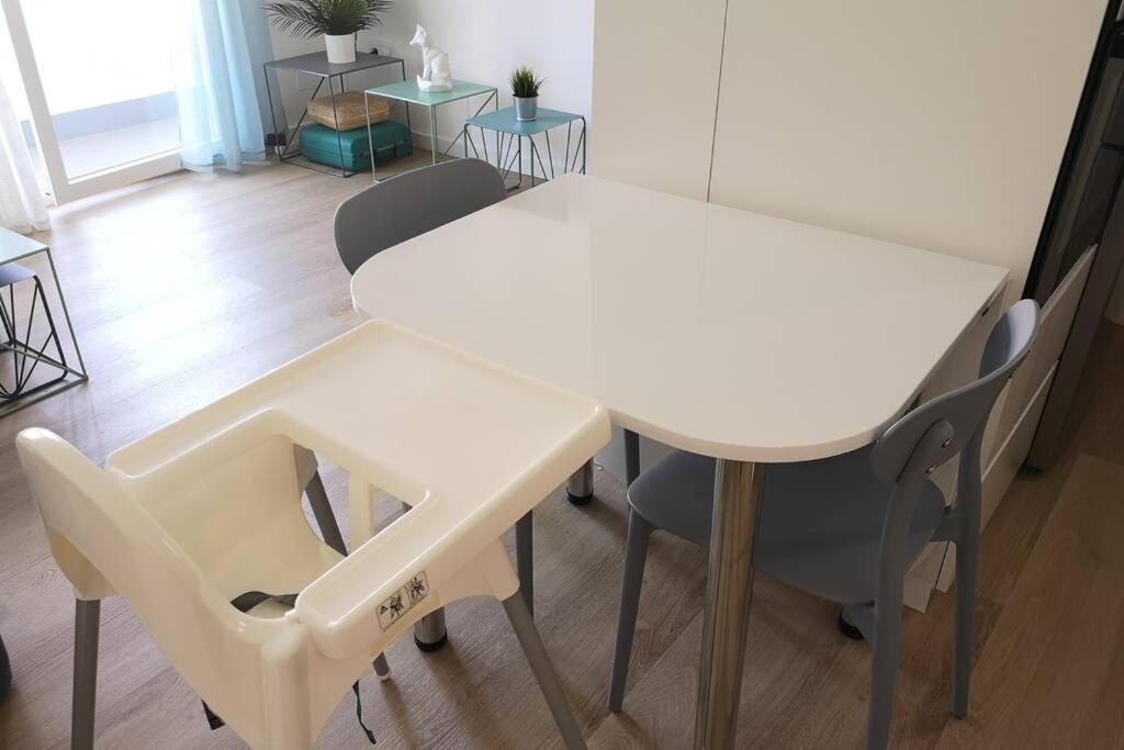 Piso Moderno Con Garaje En El Centro De Vigo Apartment ภายนอก รูปภาพ