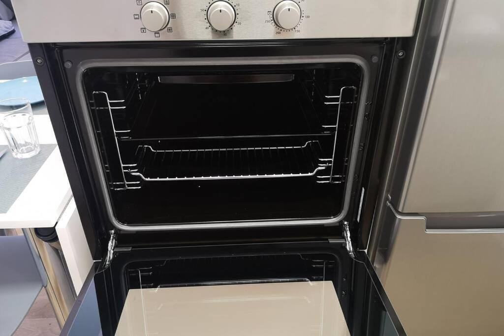 Piso Moderno Con Garaje En El Centro De Vigo Apartment ภายนอก รูปภาพ
